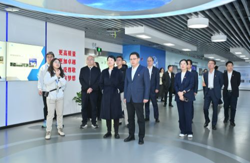 ʡͶʼһ쵳ίӸ㽭ѧչѭԴѧ˼ټС